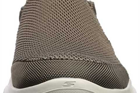 Skechers Men’s Go Walk Evolution Ultra – Impeccable Walking Shoe