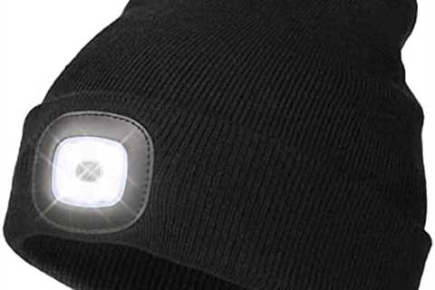 LED Beanie with Light,Unisex USB Rechargeable Hands Free 4 LED Headlamp Cap Winter Knitted Night..