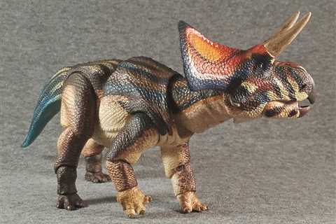 Zuniceratops (Beasts of the Mesozoic: Ceratopsian Series by Creative Beast Studio)