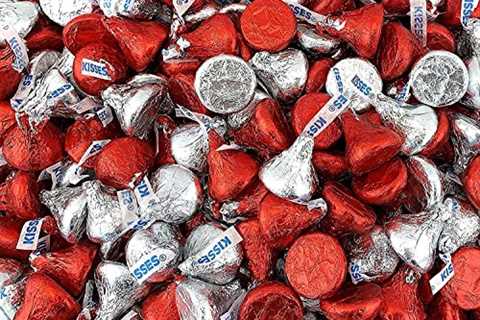 Valentine’s day Hershey Milk Chocolates Kisses in Red and Silver Foil, approx. 49 pieces