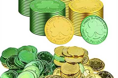 100 Pieces St. Patrick’s Day Lucky Coins Shamrock Plastic Coins Green and Gold Coins Table Scatter..