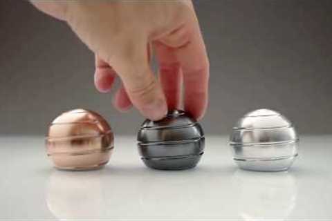 Desk Spinner Kinetic Toy Sphere Creates Mind-Bending Optical Illusion