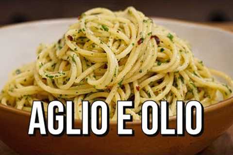 Spaghetti Aglio E Olio | Garlic And Oil Pasta Recipe