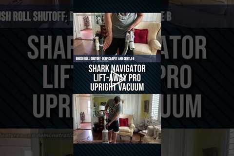 Shark NV752 Rotator Powered Lift-Away TruePet Upright Vacuum