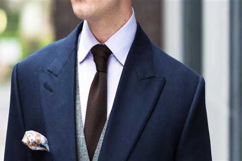 A Guide to Bespoke Casual Shirts: Customized Clothing for Perfect Fit