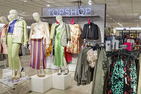 Topshop's Dramatic Comeback Has Me Clearing My Wardrobe (And My Bank Account)