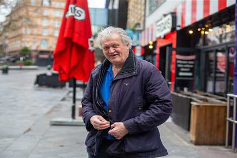 Wetherspoons Boss Tim Martin Admits His Expensive Pub Lighting Was Totally Pointless
