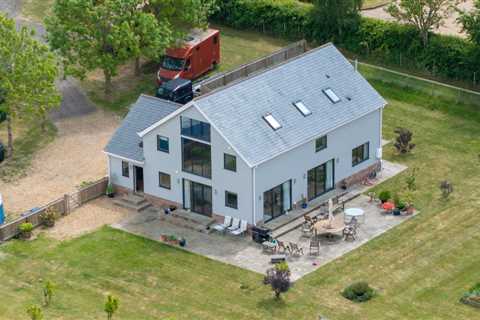 Half-Million Pound Home Set for Wrecking Ball After Owners' Sneaky Lab-to-House Switch