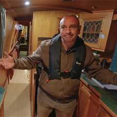 Living on a Narrowboat Saved Me £30K – But Nobody Warned Me About Finding Dead Bodies