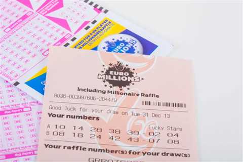 Tonight Could Make Some Lucky Brit Richer Than Adele - And I'm Actually Buying a Ticket