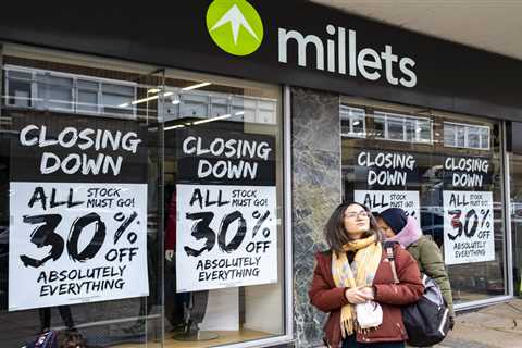 This Outdoor Gear Chain Just Went Full Panic Mode (And I'm Here for the Bargains)