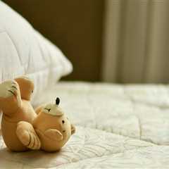 Elevate Your Naples Home with Fine Glassware and Garden Aesthetics