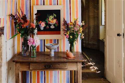 Creative Ways to Incorporate Flags into Home and Garden Décor